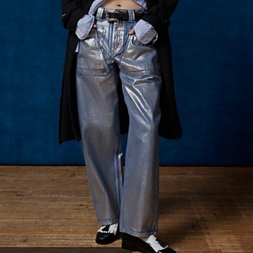 BDG Bella Baggy Silver Wash Jean